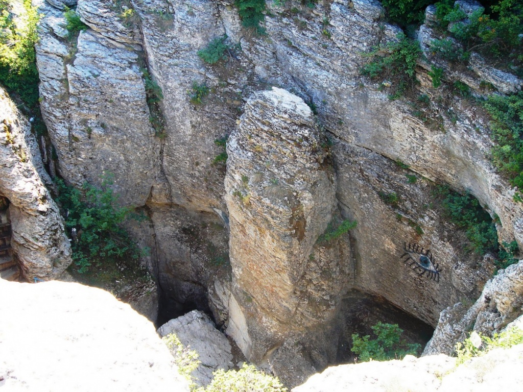 пещера Трехглазка.jpg